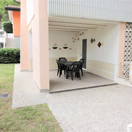 Bianca Apartment *